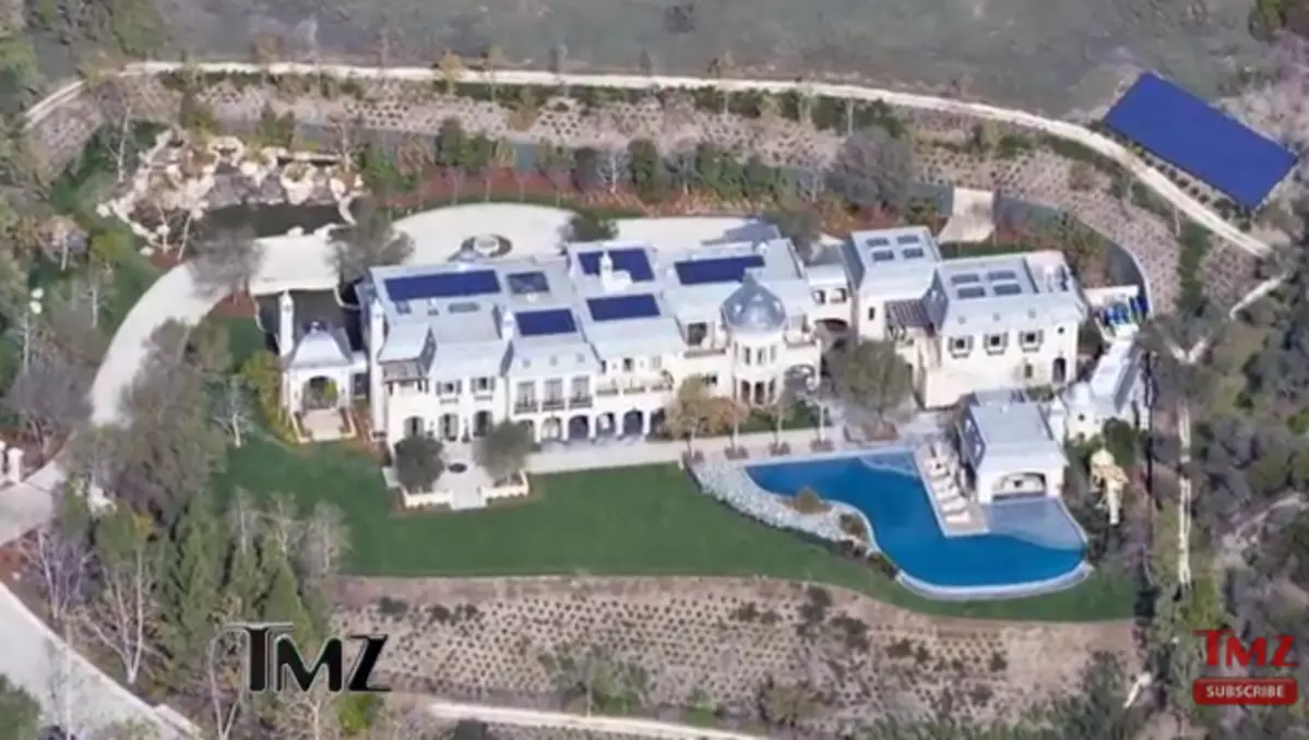 Tom Brady’s Mansion is Amazing – See Pics Here Tom Brady’s Mansion is Amazing – See Pics Here