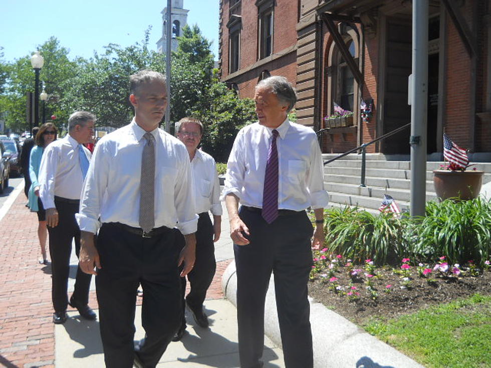 Markey Talks Up Wind Power During Visit To New Bedford