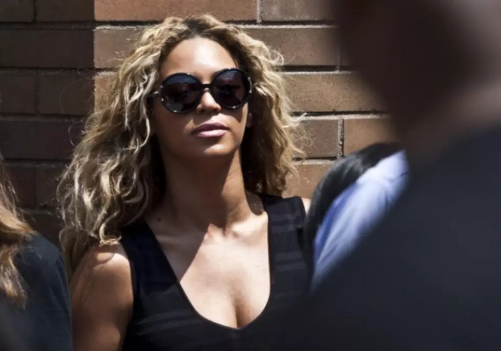 Beyonce Goes Yachting in 6.5 Inch Stiletto’s