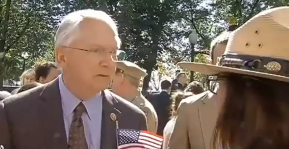 GOP Congressman Yells at Park Ranger at WWII Memorial