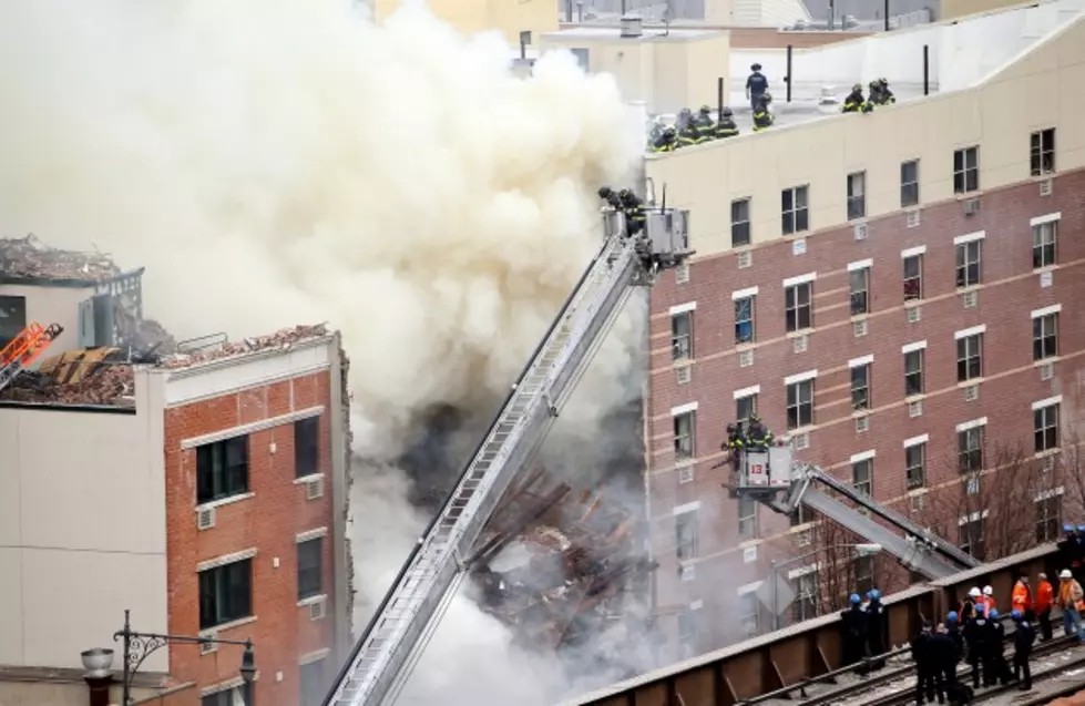 Building Explodes, Collapses in New York City [UPDATE]