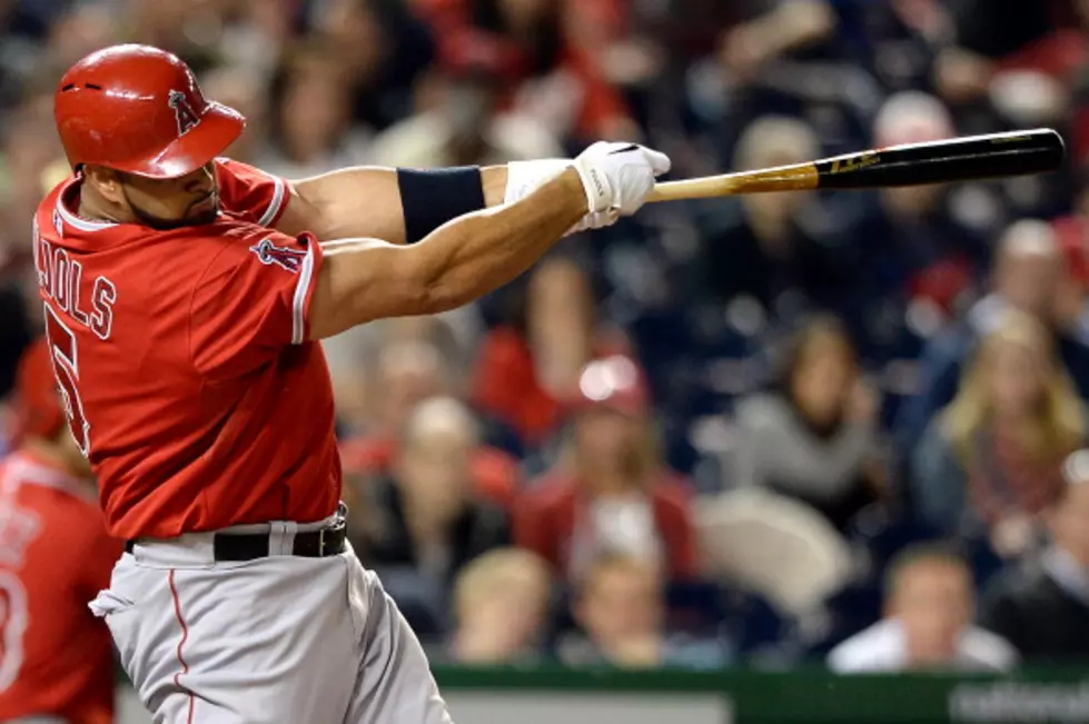 Albert Pujols Hits 500th Home Run