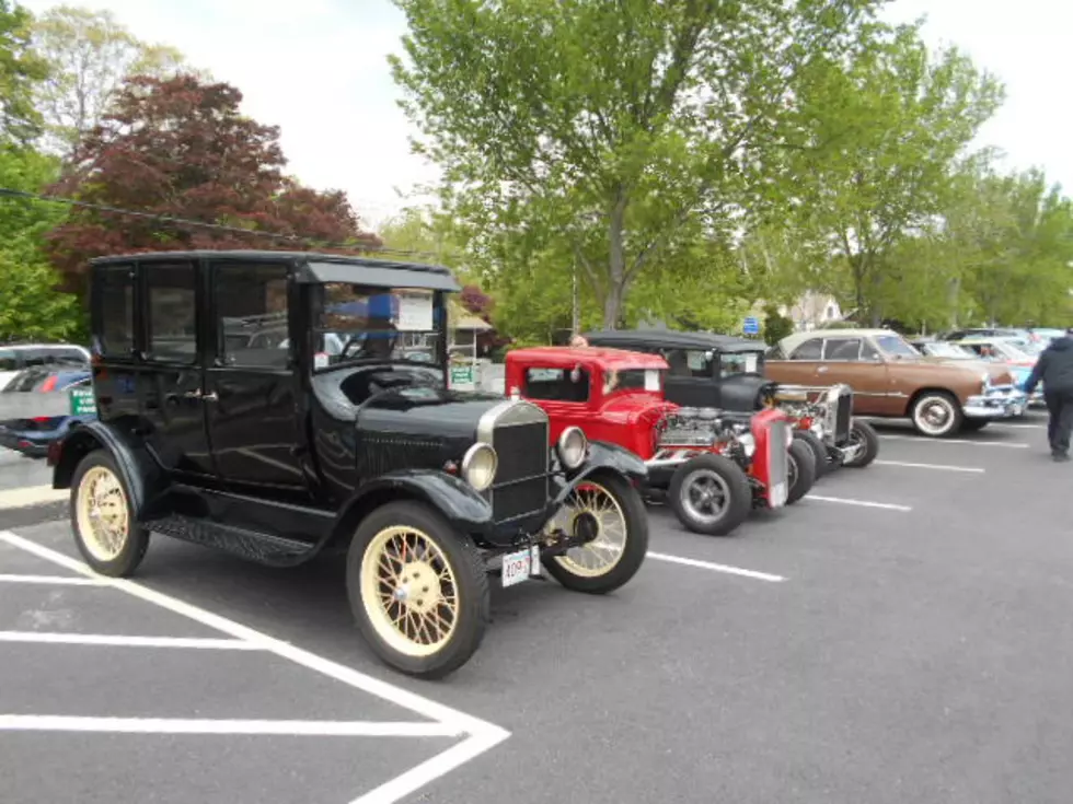 Residents Gather At Middle School To Celebrate Dartmouth 350