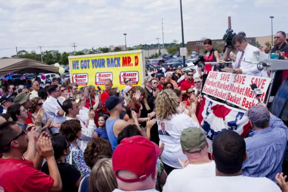 Thousands Turn Out To Support Local Grocery Chain