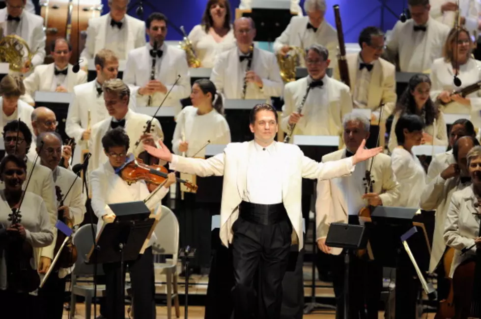How to Score Holiday Pops Tickets at Boston’s Symphony Hall