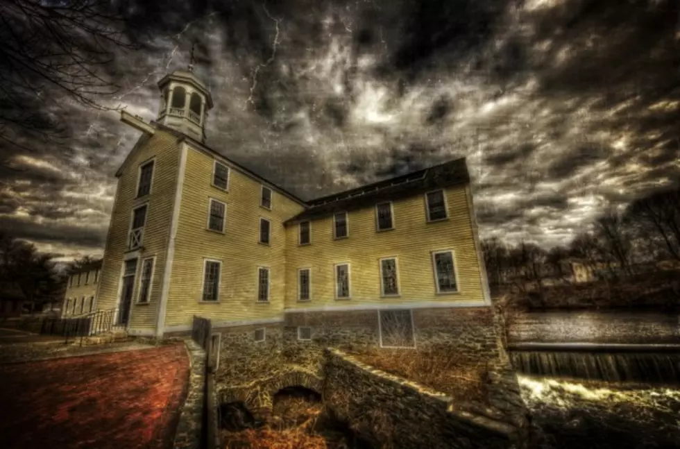 See a Ghost Interact with the Living at Slater Mill