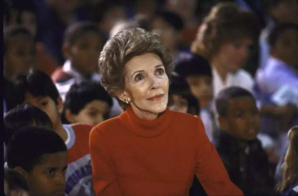 Nancy Reagan Dies