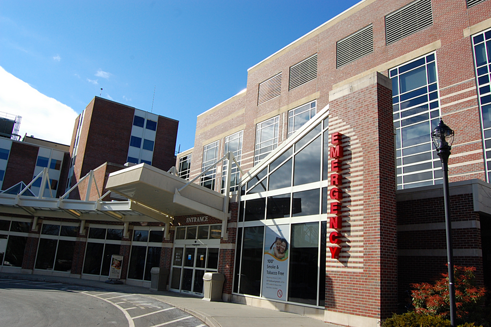 St. Luke’s Nurses March on CEO’s Office in Effort to Unionize