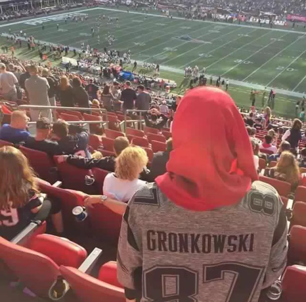 Open Letter to the Muslim Woman Who Prayed at Gillette