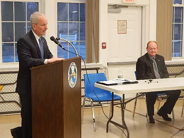 Acushnet Board Of Selectmen Candidates Go Head-To-Head