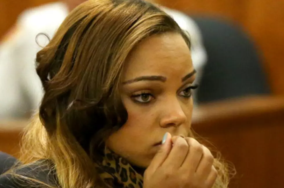 Aaron Hernandez’s Fiancee to Speak Out on TV This Afternoon