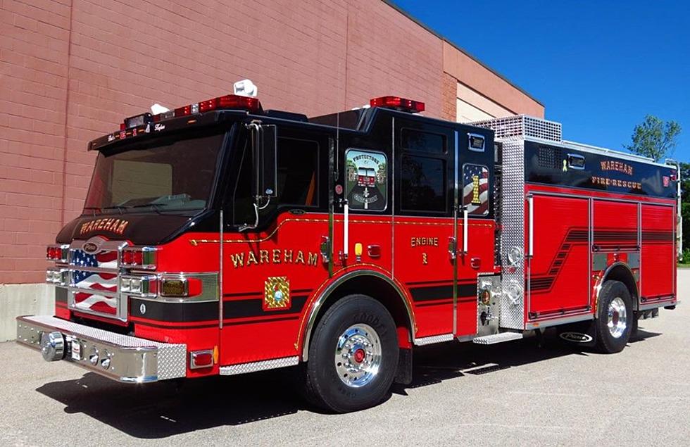 Quick-Thinking Bystanders Push Burning Truck Away from Gas Pumps