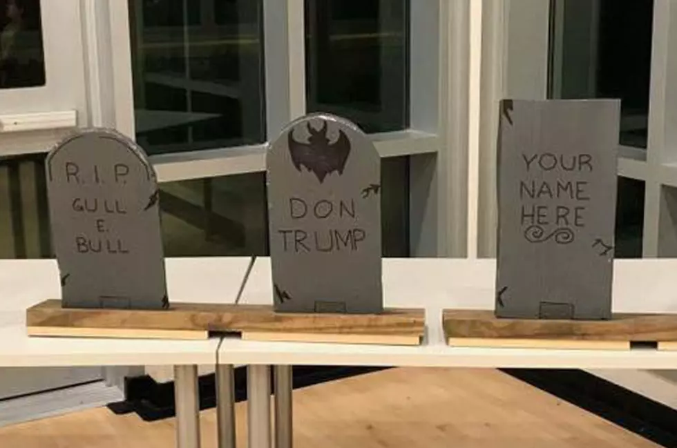 Decoration at State Elementary School Features ‘Don Trump’ Headstone