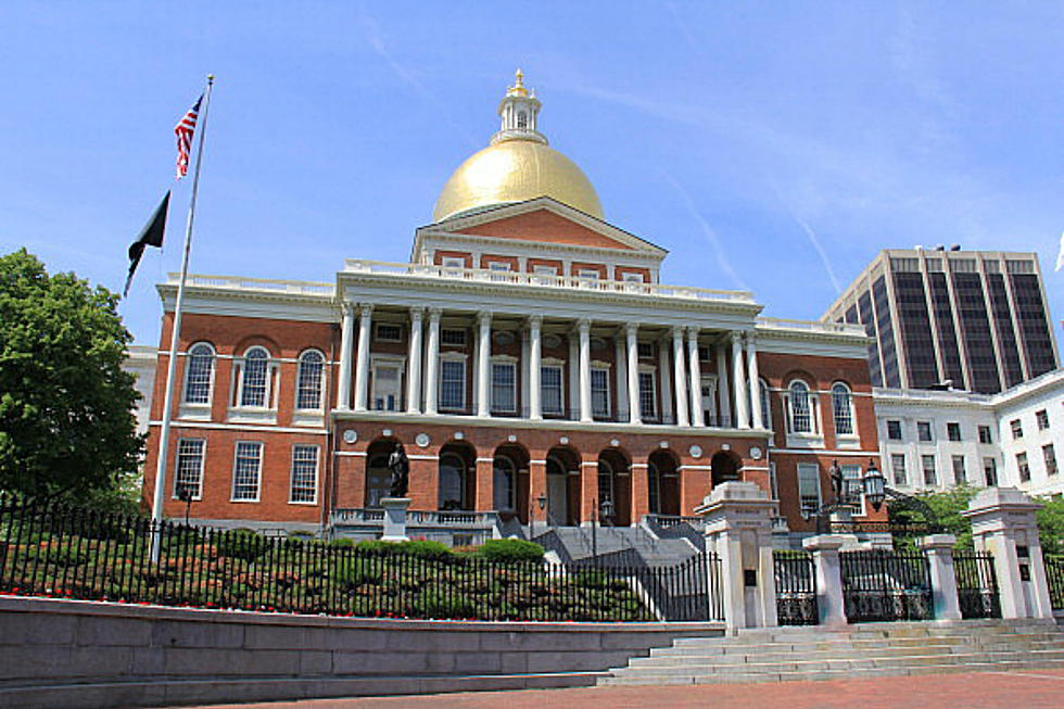 Midnight Cannabis Compromise Sails Through Massachusetts Legislature