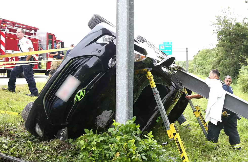 One Hospitalized in Rollover Crash on 195 in Fairhaven