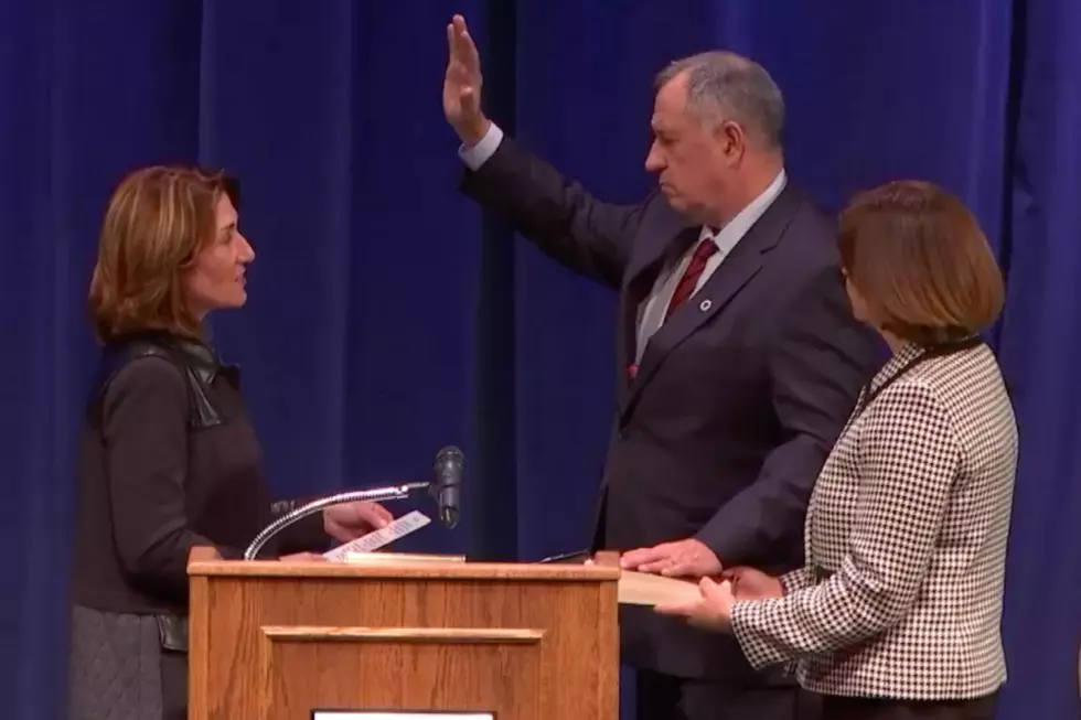 DA Quinn Takes Oath for First Full Term