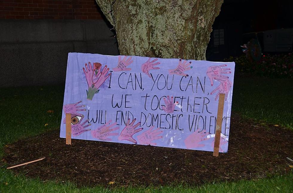 Women&#8217;s Center to Mark Domestic Violence Awareness Month [Townsquare Sunday]
