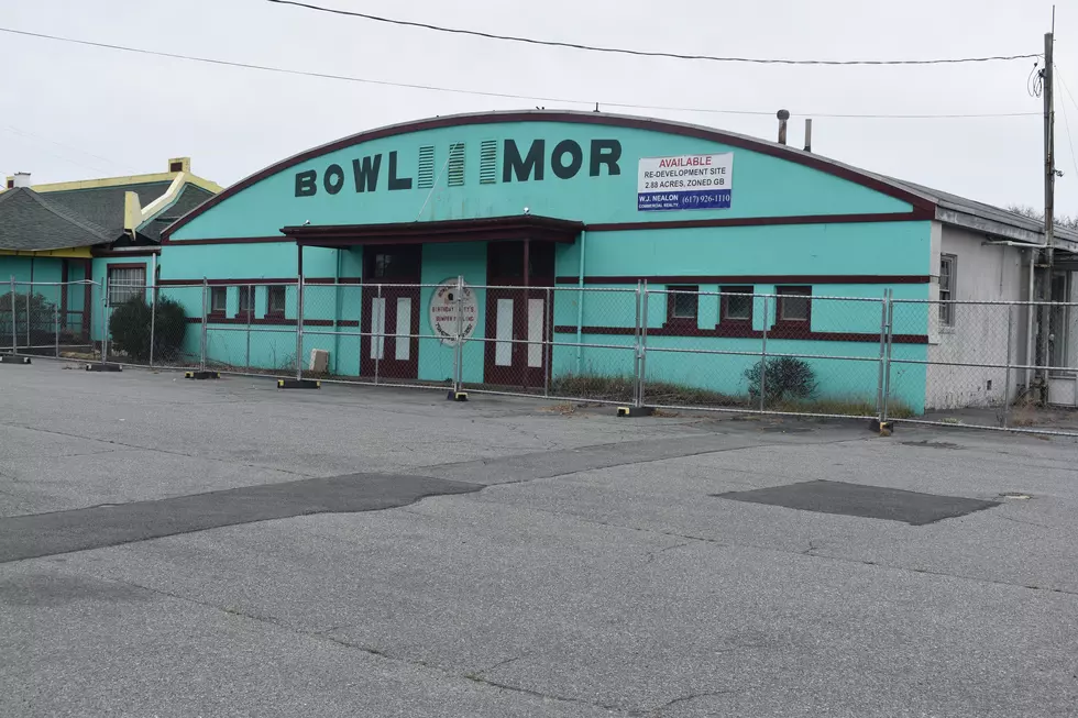 Bowl-Mor Lanes in Mattapoisett to Be Torn Down