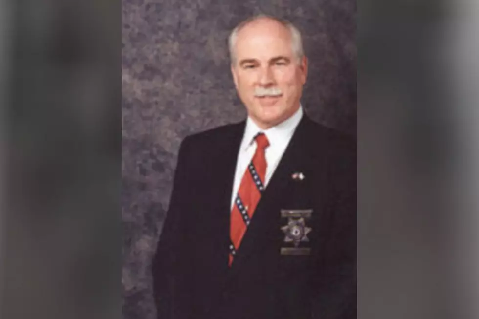 Sheriff Hodgson Denies Controversial Necktie Is ‘Confederate’