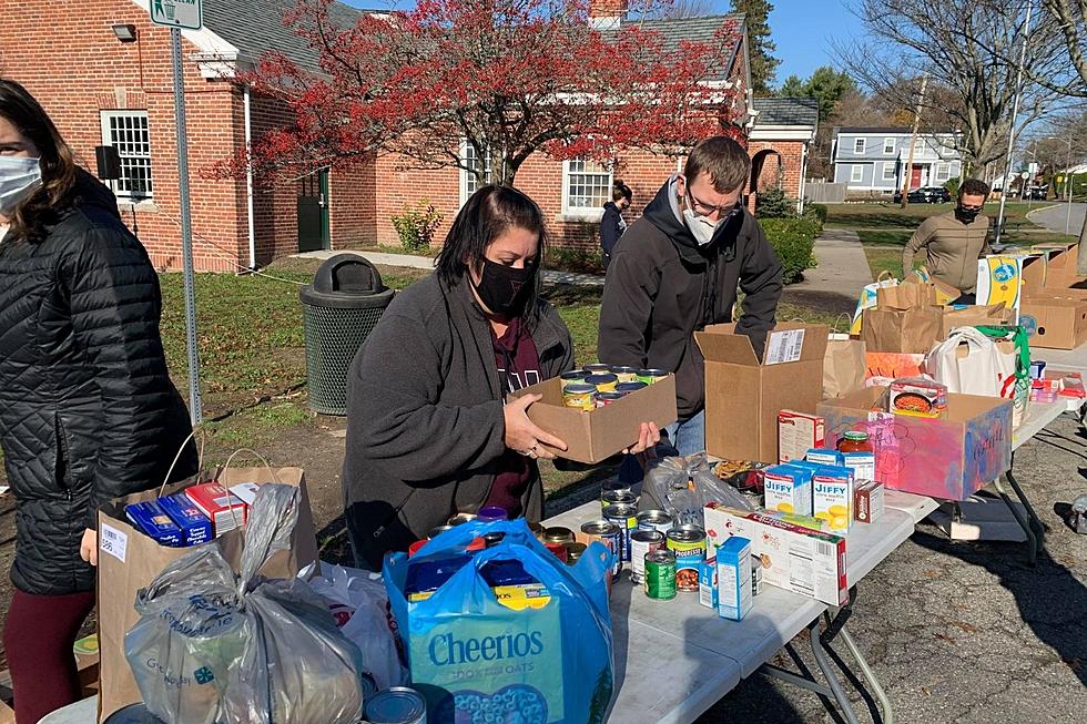 United Way to Hold First Springtime Food Drive [TOWNSQUARE SUNDAY]