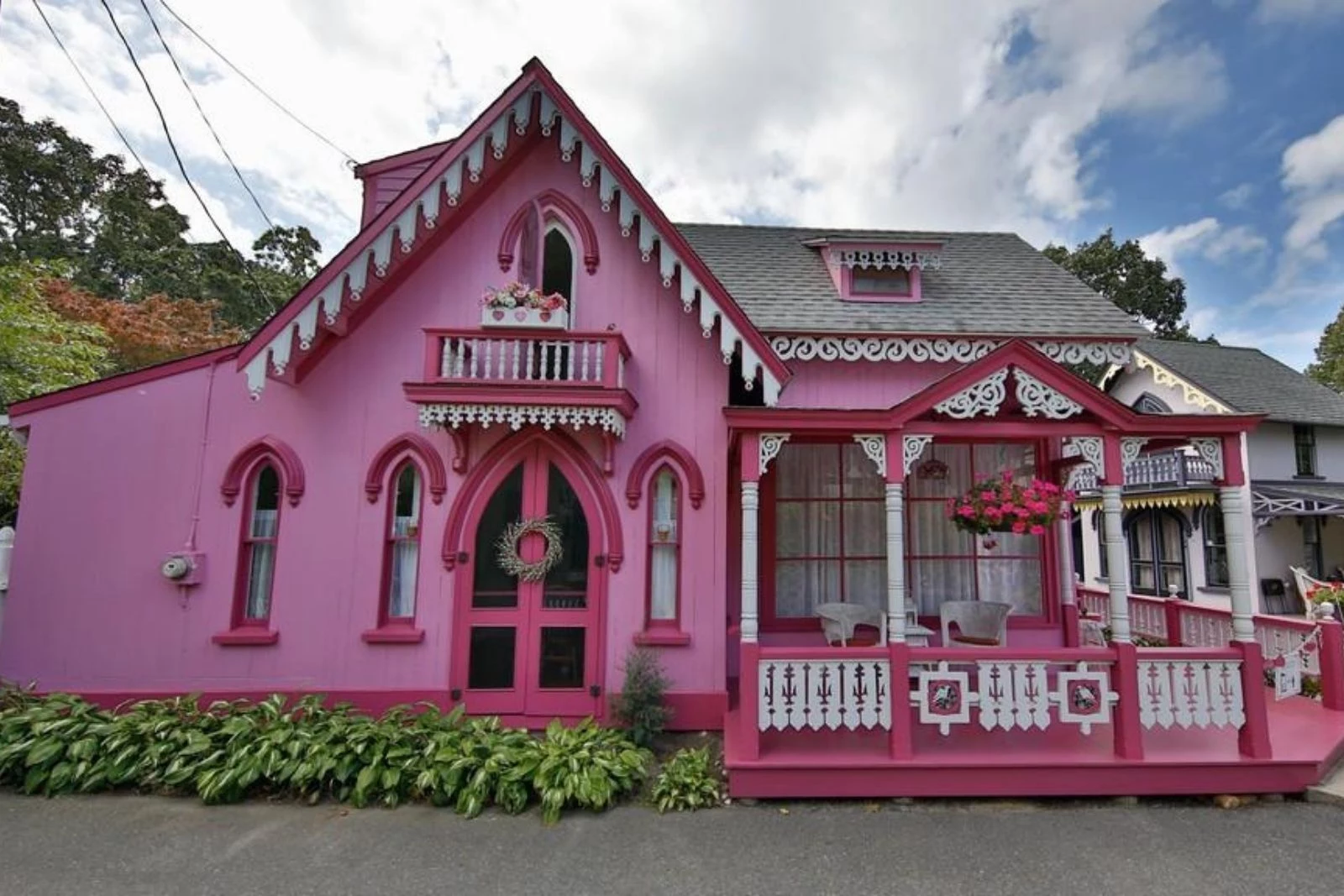 inside brooklyn pink houses