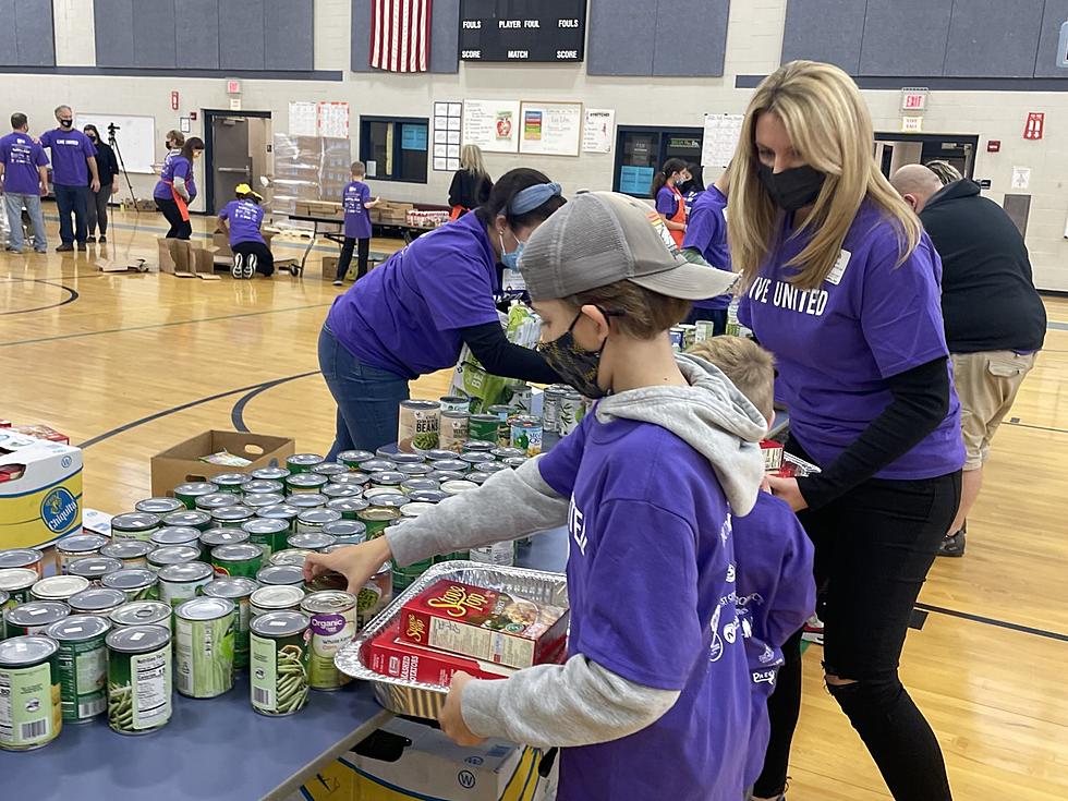 Volunteers and Donors Make Hunger Heroes Food Drive a Success