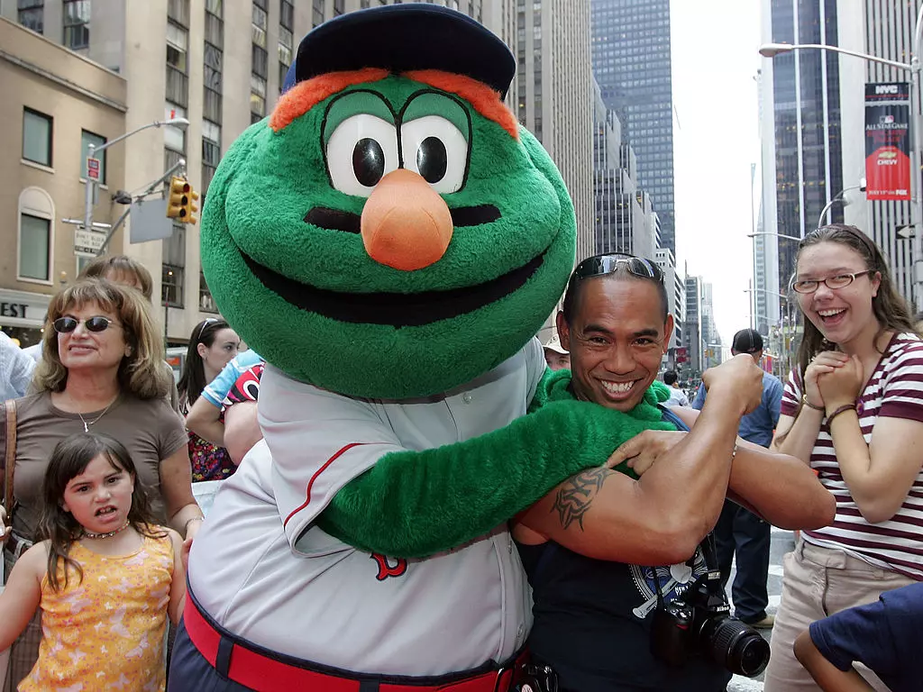 Red Sox Unveil New Boston Marathon-Themed Uniforms For Patriots