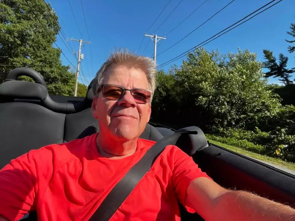 After passing through the Dunkin' drive-thru, before hitting Route 81 South to continue with my adventure through coastal Rhode Island, I realized that the Dunkin' clerk had neglected to give me a straw for my drink.