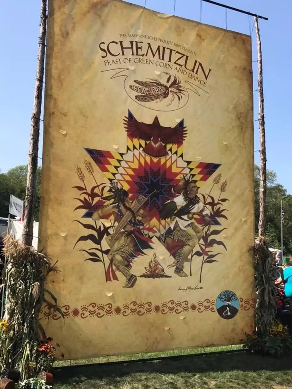 Mashantucket Pequot Schemitzun Pow Wow Near Foxwoods Casino
