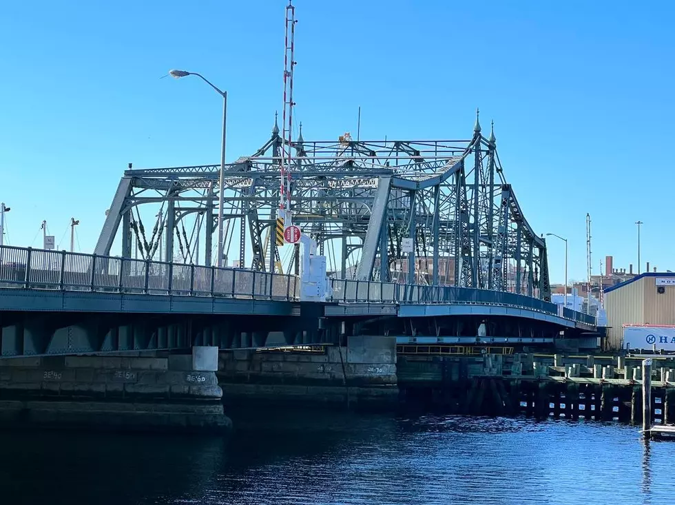 How to Beat the Boredom When Stuck on the New Bedford-Fairhaven Bridge