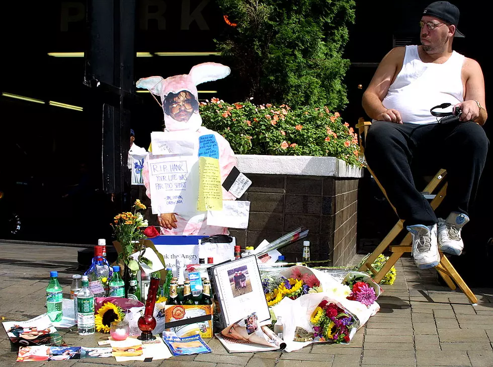 Fall River's Hank The Angry Drunken Dwarf And Howard Stern