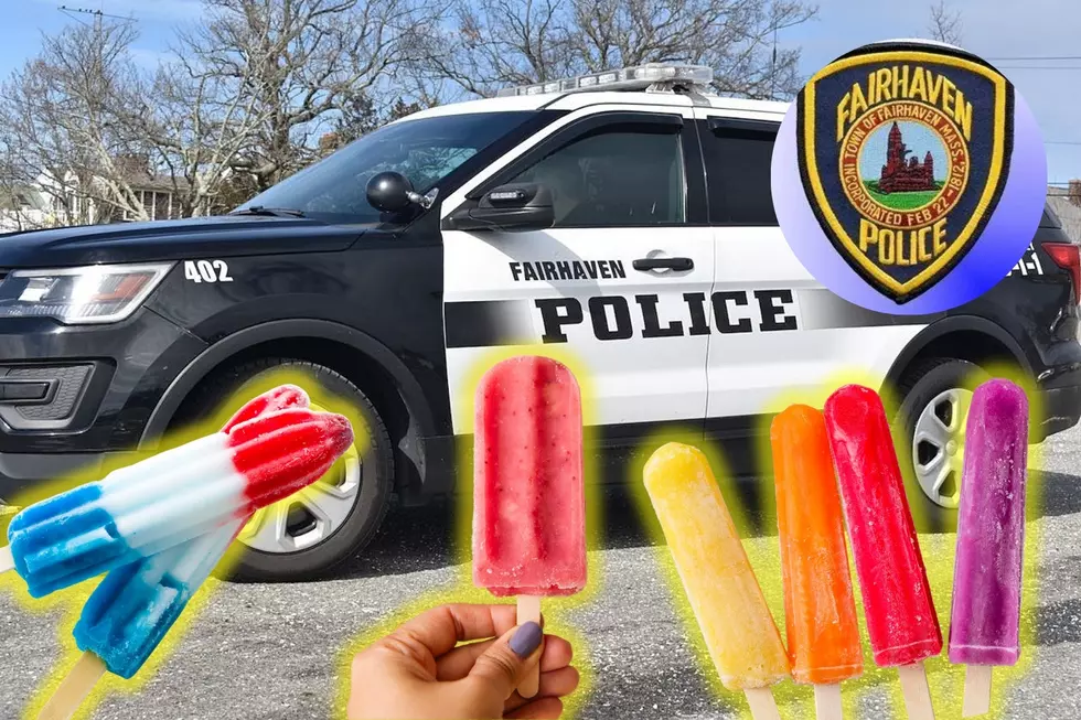 Fairhaven Police Hold Free Summer Giveaway With ‘Popsicles in the Park’