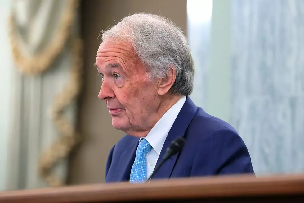 Massachusetts Sen. Ed Markey Endorsed By Filmmaker Ken Burns