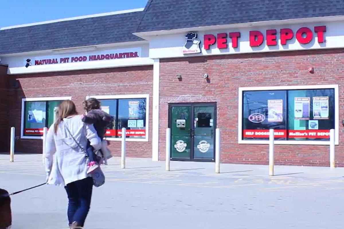 Mellisa's Pet Depot in Fairhaven Closing February 2026 - 1420 WBSM