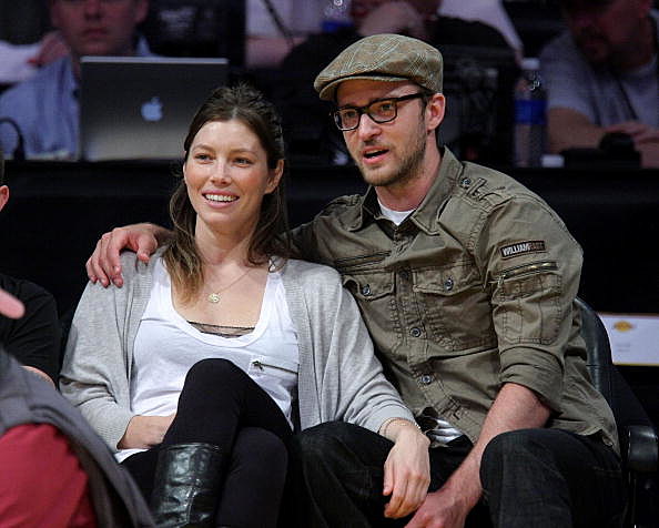 Justin Timberlake Shares 'Social Distancing' Photo With Jessica