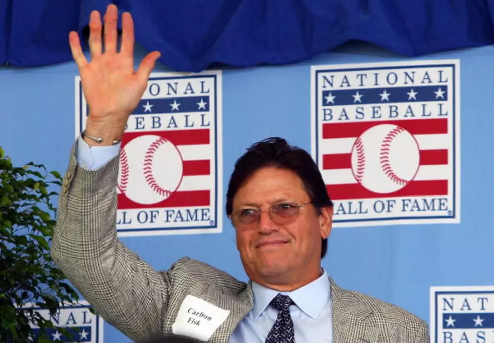 Hall of Fame catcher Carlton Fisk 'busted for DUI after driving into a corn  field and falling asleep