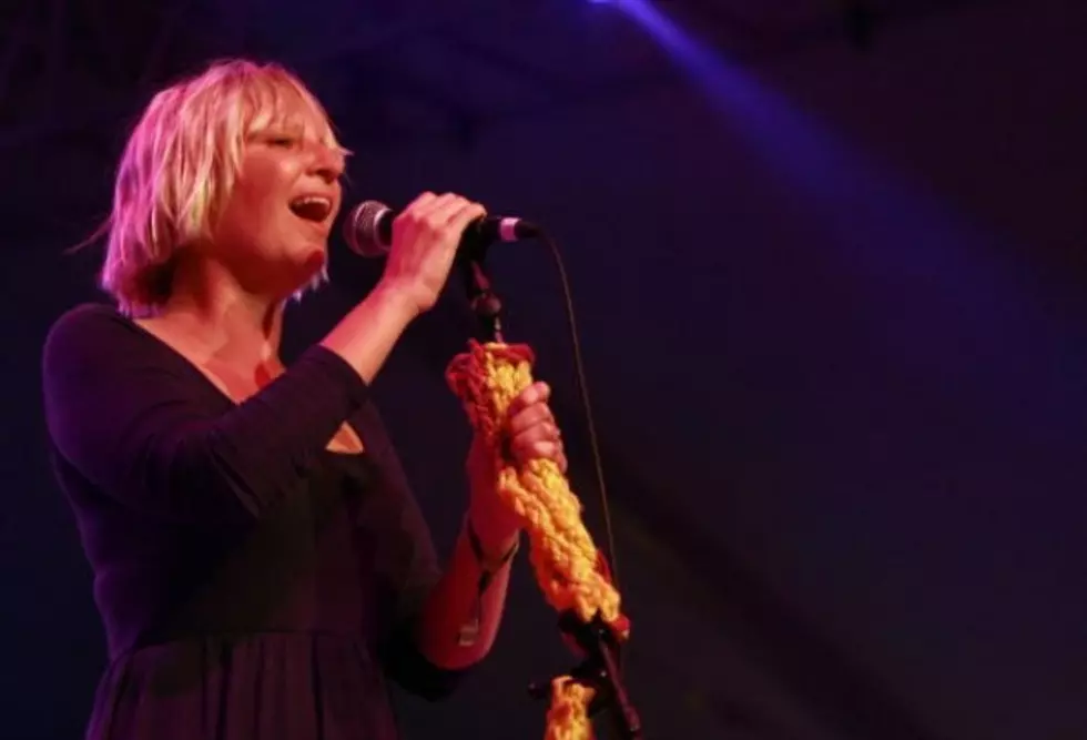 Sia Does Amazing Performace of ‘Diamonds’ [VIDEO]