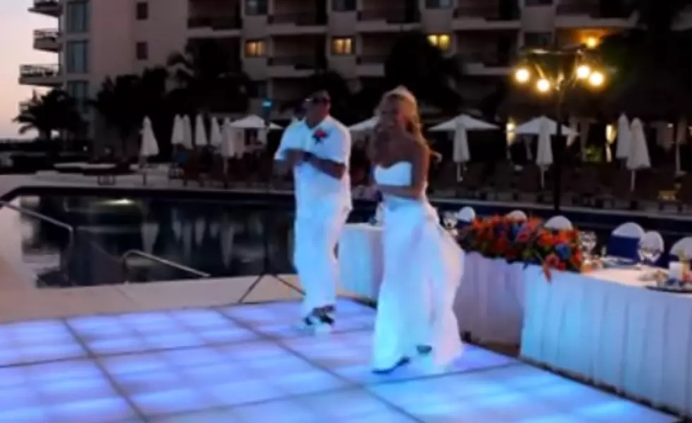 Couple Does Goes &#8216;Gangnam Style&#8217; For Their First Dance [VIDEO]