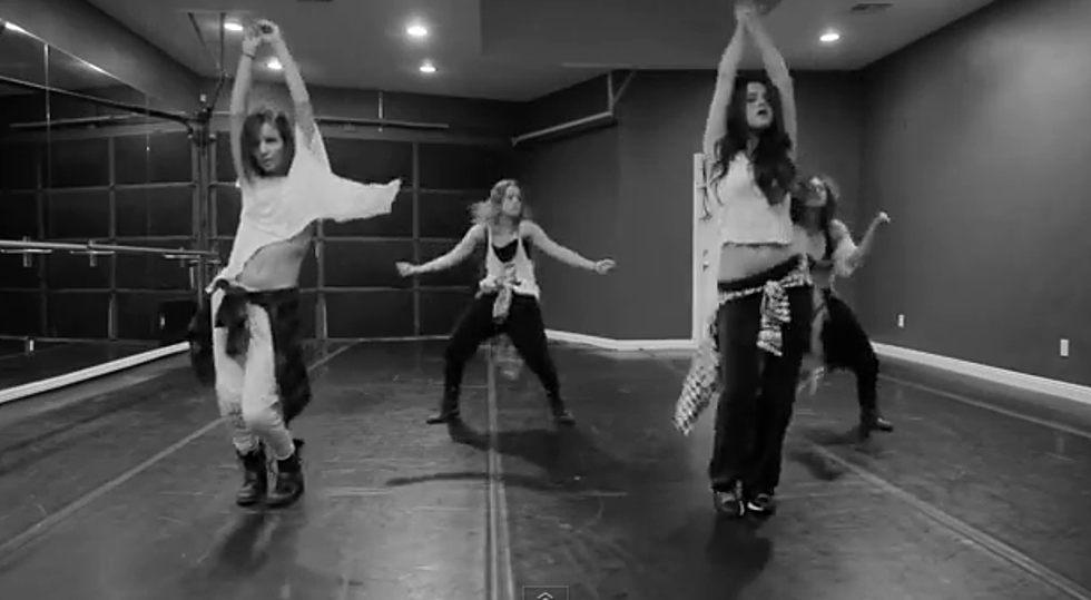 Selena Gomez & Friends Do Choreographed Dance To ‘I Knew You Were Trouble’ [VIDEO]