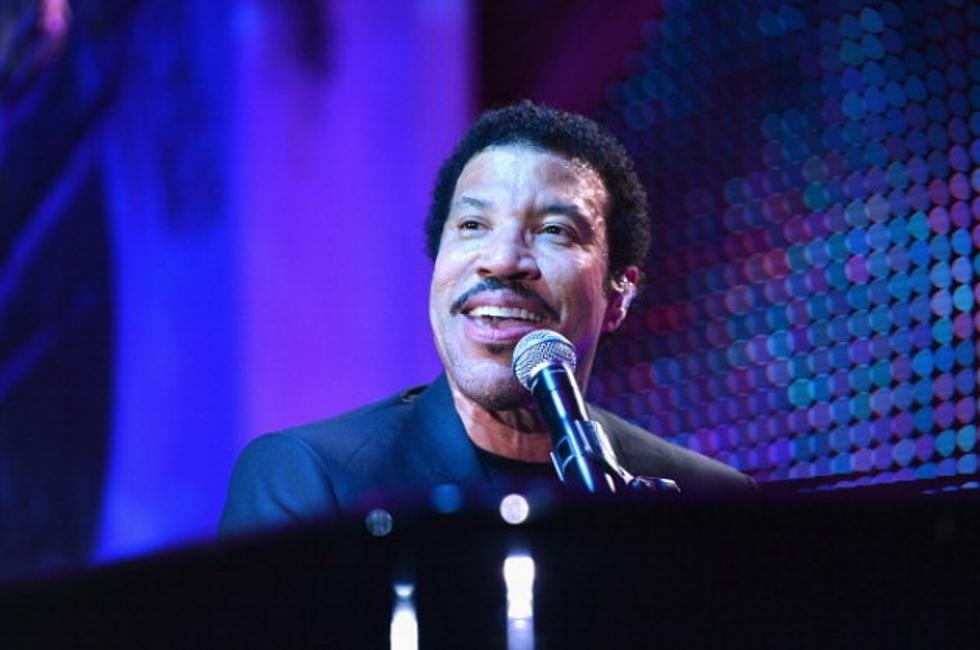 Billboard Names &#8216;Endless Love&#8217; by Lionel Richie and Diana Ross Top Love Song of All-Time