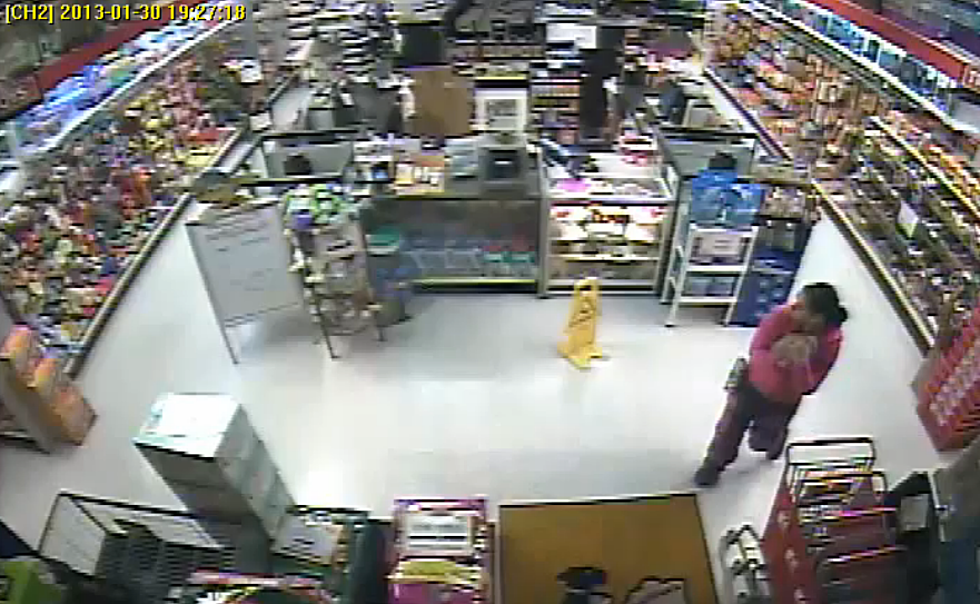 Caught Red Handed:  Watch This Girl Steal a Bunny From Mellisa&#8217;s Pet Depot [VIDEO]