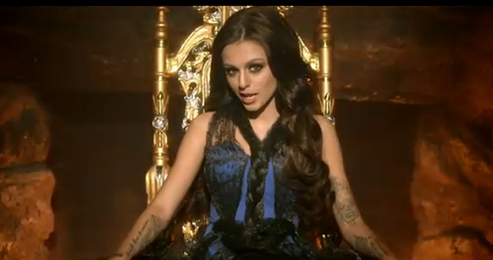 Watch Cher Lloyd&#8217;s &#8216;With Ur Love&#8217; Music Video