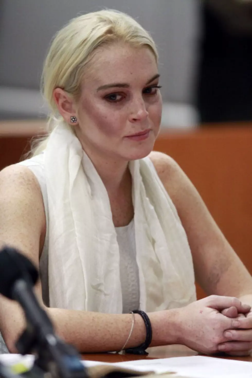 Lindsay Lohan Sentenced To 3 Months in Rehab