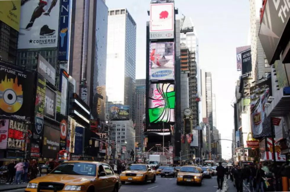 “Zombie” Finds Missing Cat In New York’s Times Square