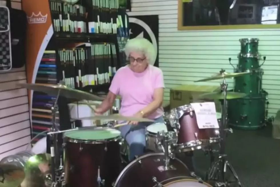 Grandma Drummer [VIDEO]