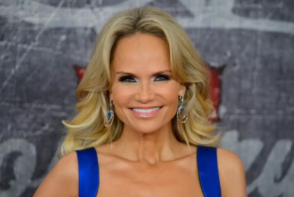 Kristin Chenoweth Invites Fan Onstage To Sing ‘For Good’ From ‘Wicked’