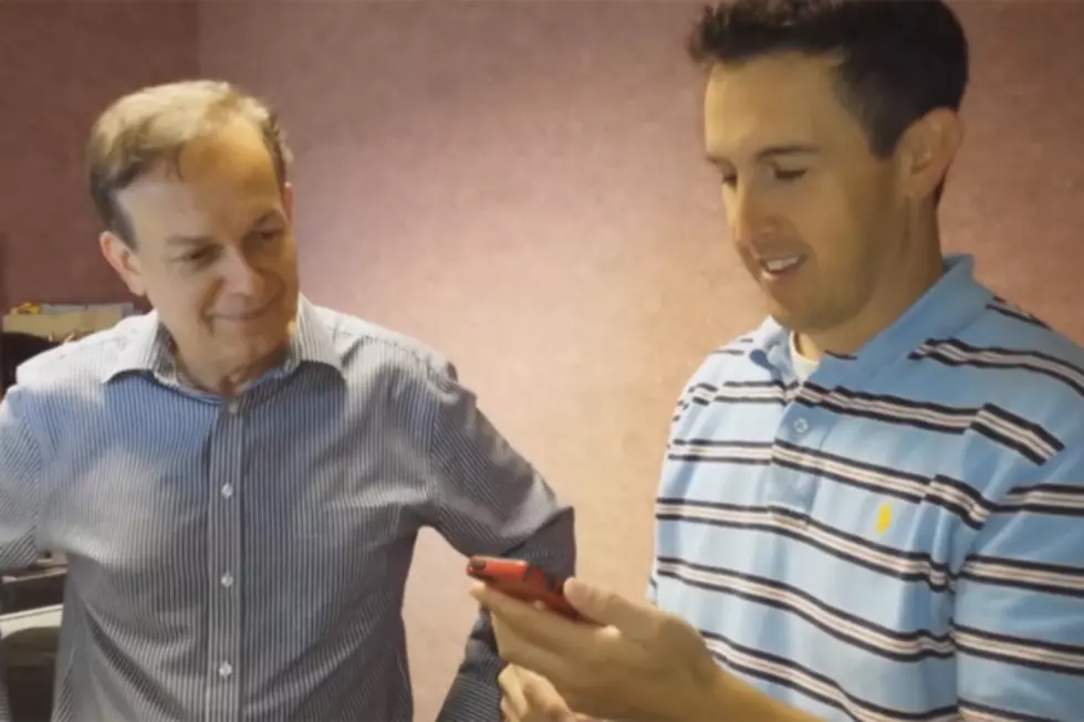 Michael Rock Shows J.R. His New iPhone 5S And Its Awesome Features [VIDEO]