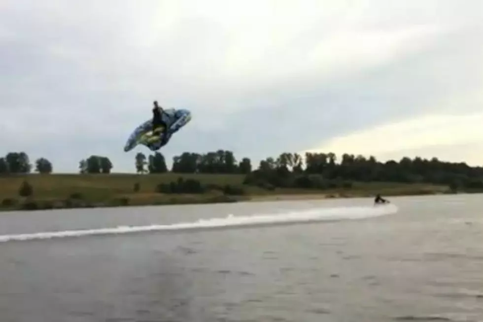 Extreme Hover Raft Sailing [VIDEO]