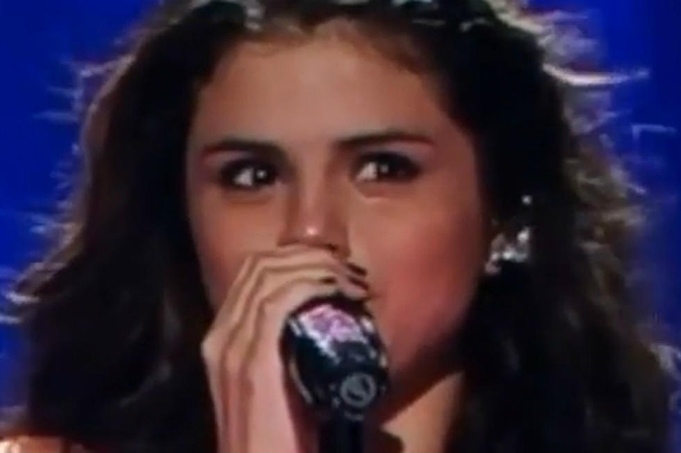 Selena Gomez crying.