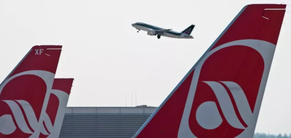 An Airplane Serenade [VIDEO]